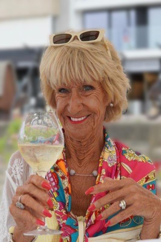 Mimi Hillaert