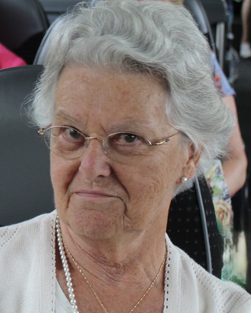 Bernadette Cavereel