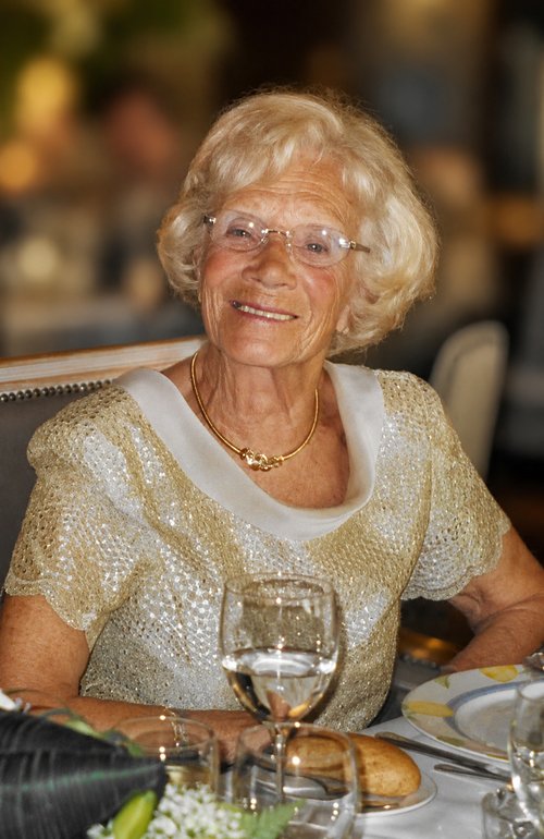 Simone Van Isterdael