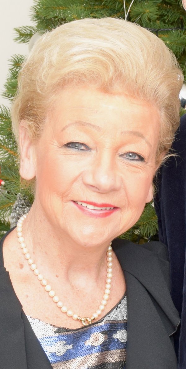 Rita Van den Bergh